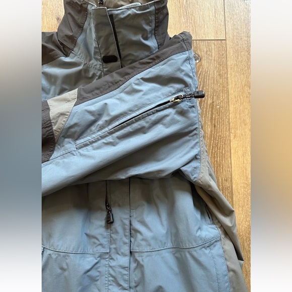 The North Face Summit Series Hyvent 2 in 1  Jacket Waterproof Women's Size S/P - Picture 5 of 16